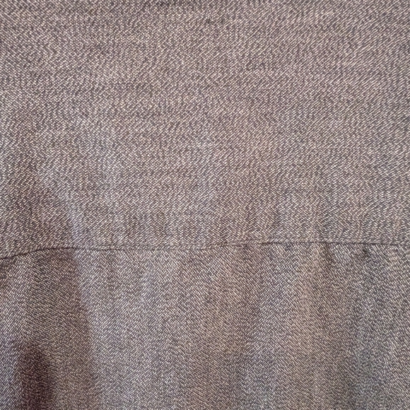 2 RVCA Button-Up Shirts (M) - Picture 7 of 7